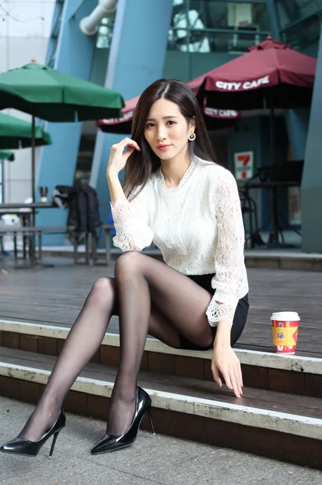 [Mzsock] NO.056 Zhang Jun OL uniform high heels beautiful legs outdoor shooting street photography#[103P]-46